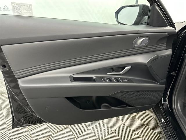 new 2025 Hyundai Elantra car, priced at $25,573