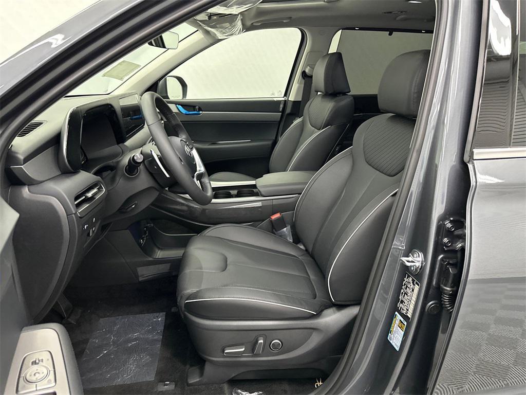 new 2025 Hyundai Palisade car, priced at $41,721