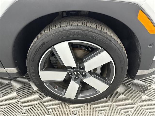 used 2024 Hyundai Santa Fe car, priced at $35,607