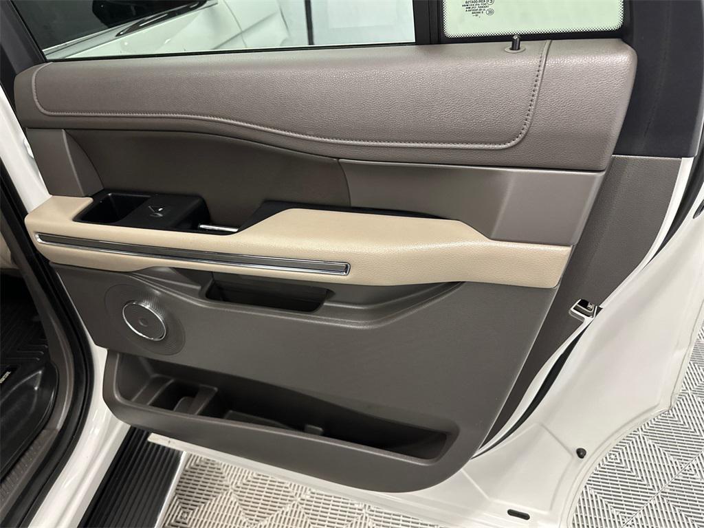 used 2020 Ford Expedition Max car, priced at $24,194