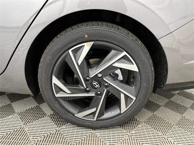 new 2024 Hyundai Elantra car, priced at $23,024