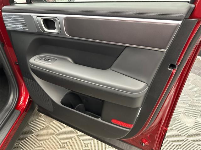 new 2025 Hyundai Santa Fe car, priced at $39,221