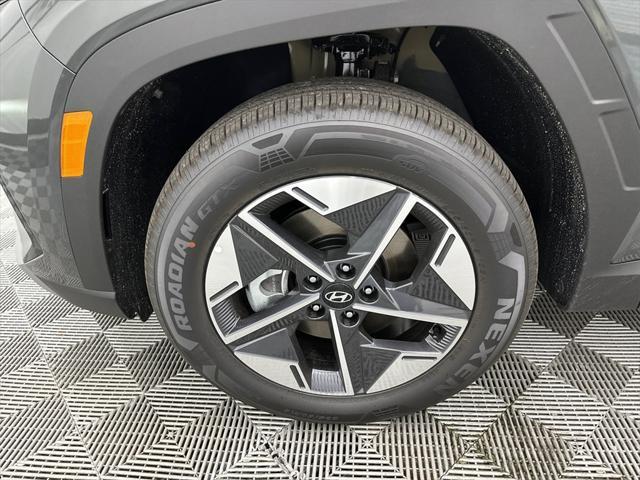 new 2025 Hyundai TUCSON Hybrid car, priced at $36,811