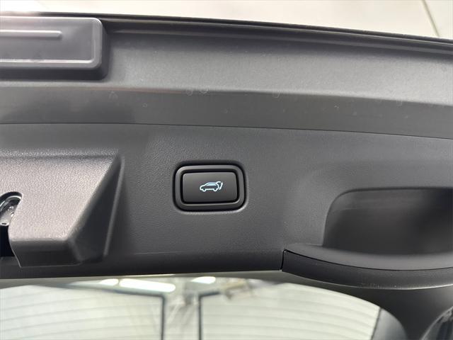 new 2025 Hyundai TUCSON Hybrid car, priced at $36,811