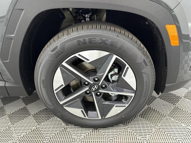 new 2025 Hyundai TUCSON Hybrid car, priced at $36,811