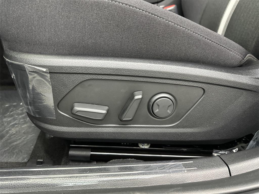 new 2025 Hyundai Sonata Hybrid car, priced at $29,943