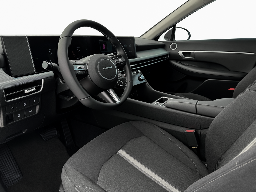 new 2025 Hyundai Sonata Hybrid car, priced at $31,431
