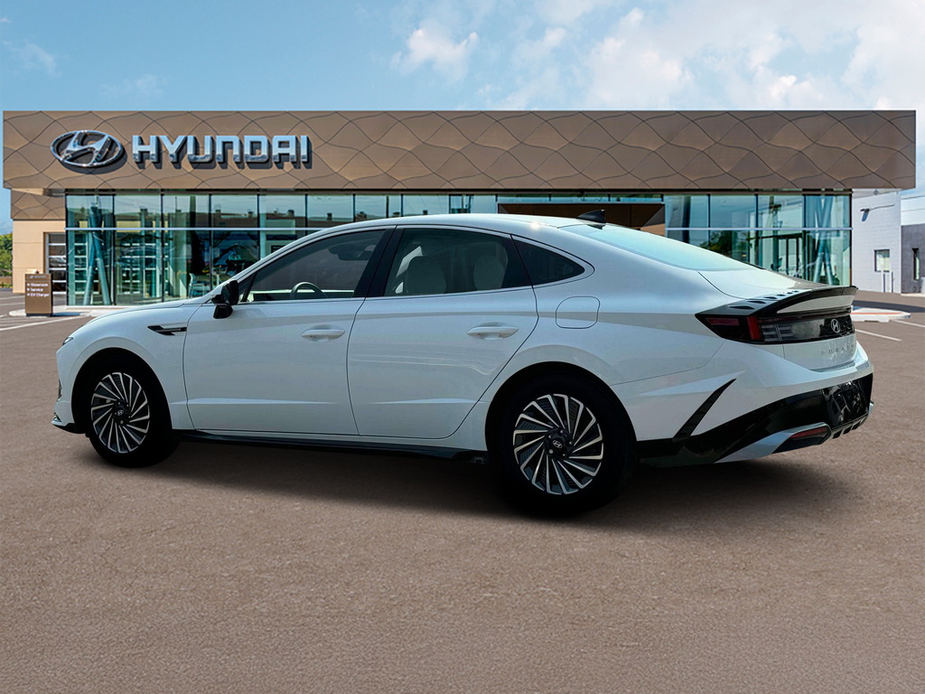 new 2025 Hyundai Sonata Hybrid car, priced at $30,931
