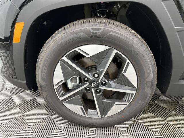 new 2025 Hyundai Tucson car, priced at $32,291