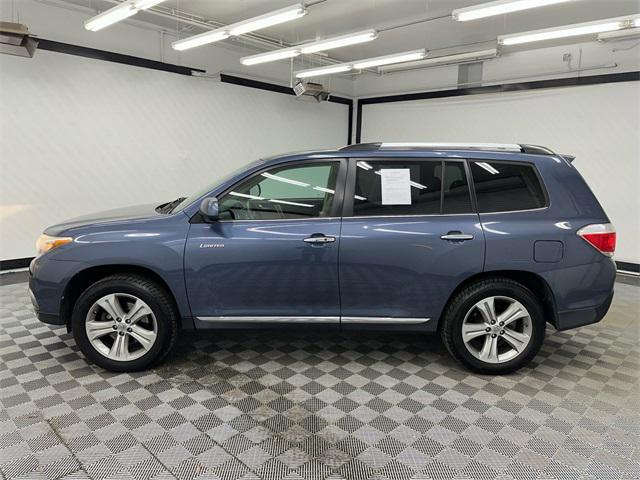 used 2012 Toyota Highlander car, priced at $15,995