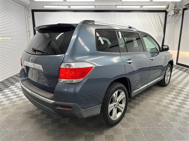 used 2012 Toyota Highlander car, priced at $15,995