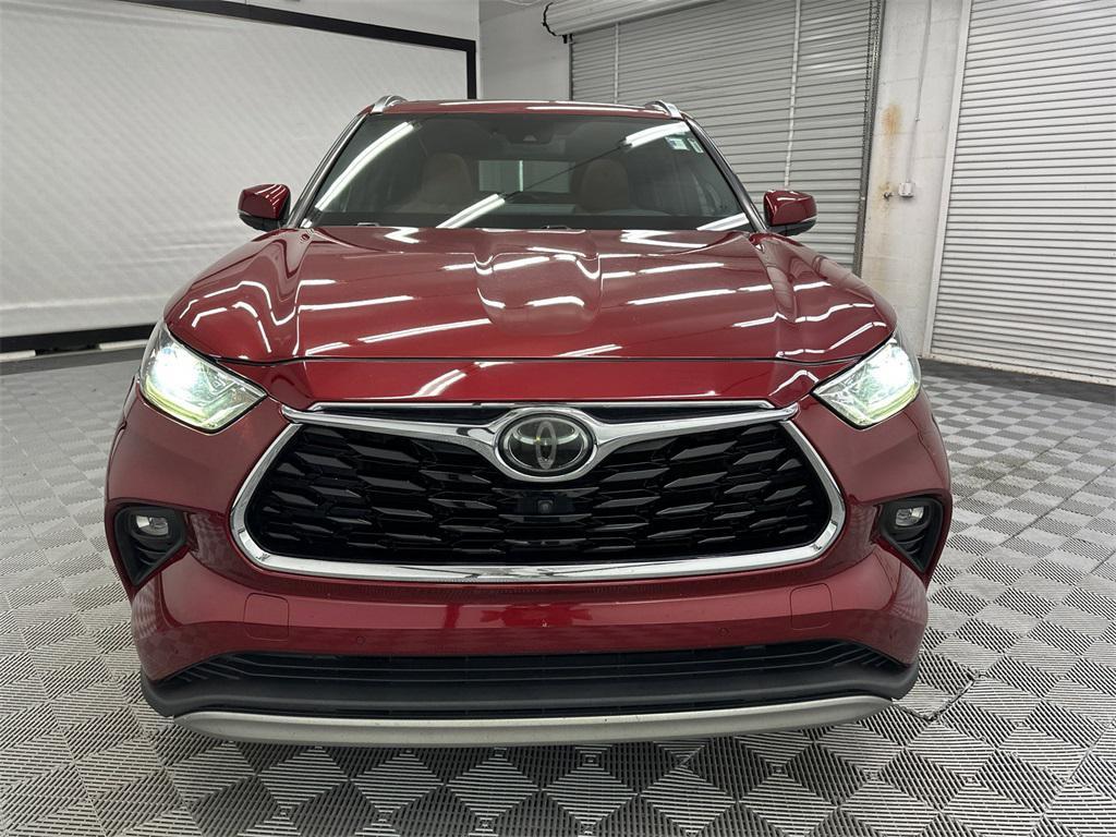 used 2020 Toyota Highlander car, priced at $27,991