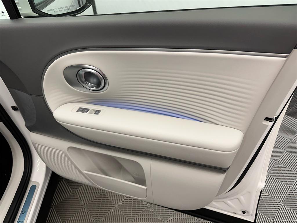 new 2026 Hyundai IONIQ 9 car, priced at $63,735
