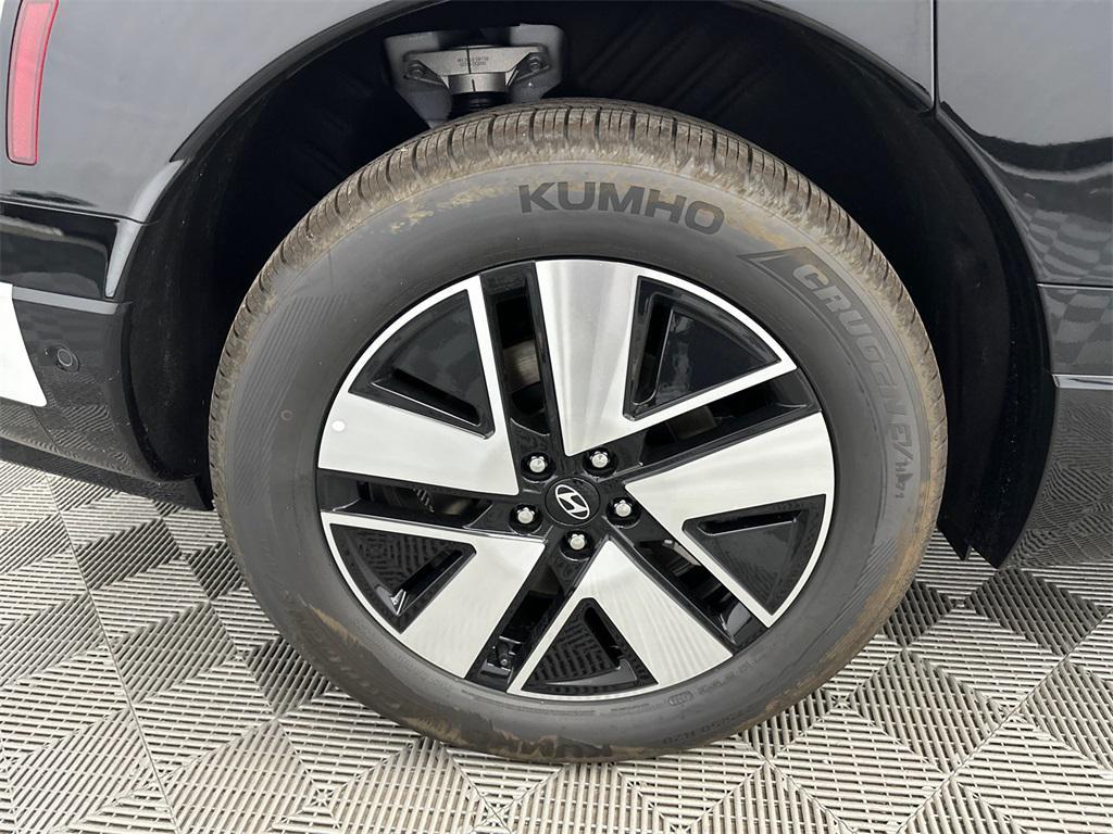 new 2026 Hyundai IONIQ 9 car, priced at $63,735