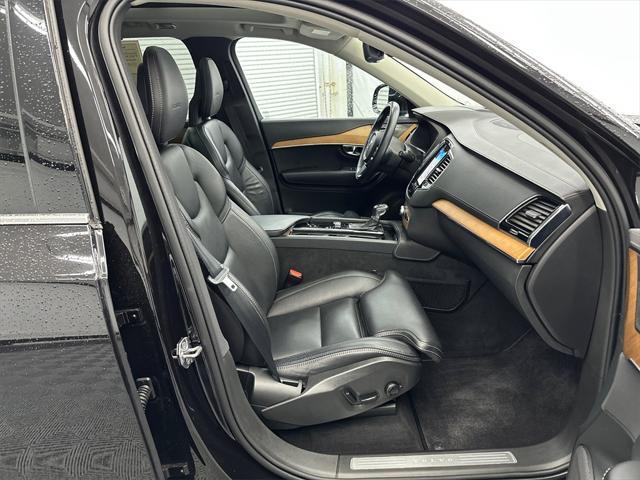 used 2020 Volvo XC90 car, priced at $35,209