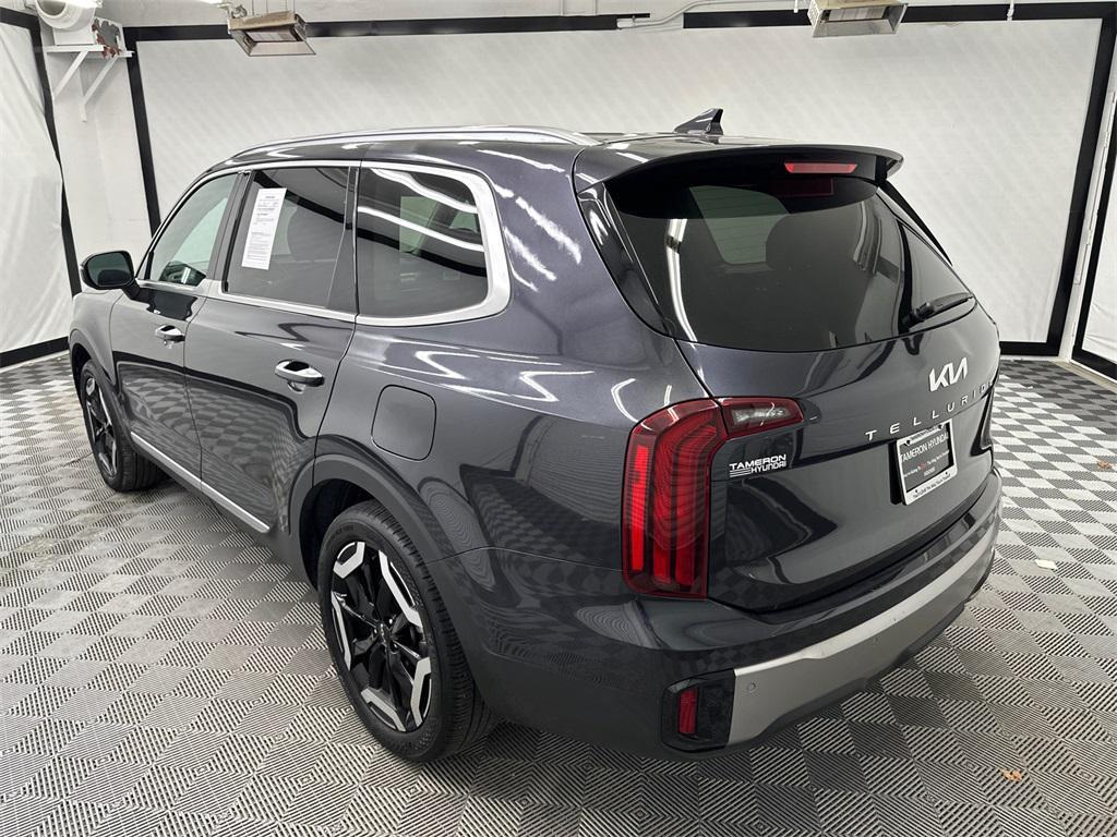 used 2025 Kia Telluride car, priced at $34,974
