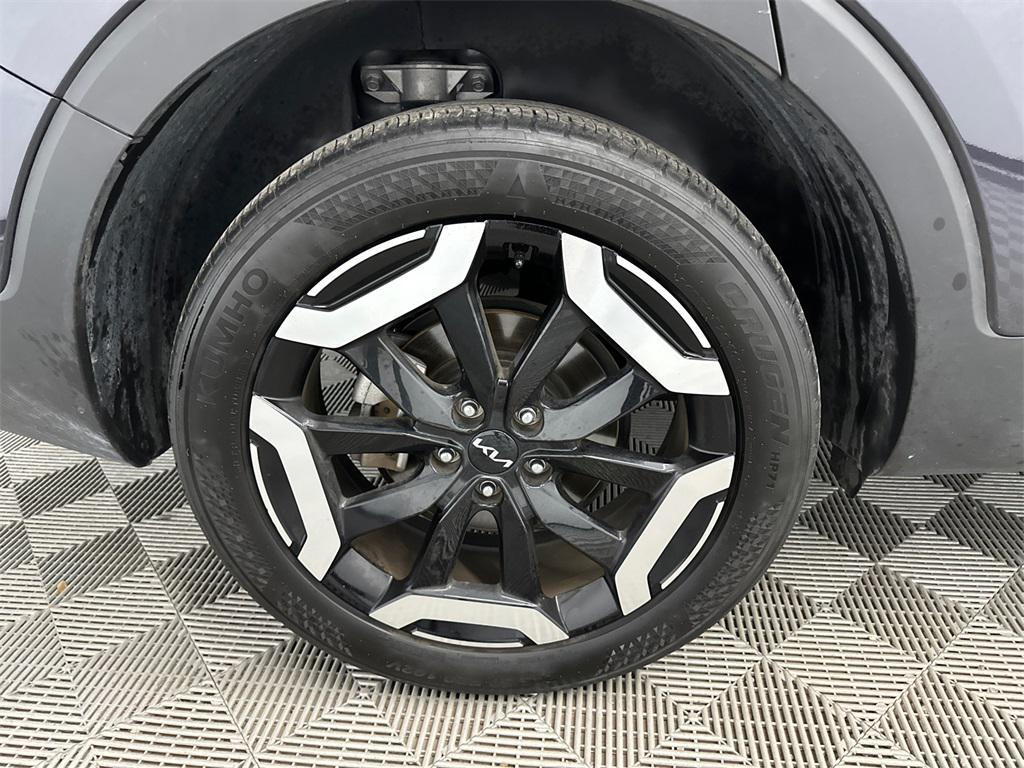 used 2025 Kia Telluride car, priced at $34,974