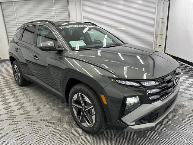 new 2025 Hyundai TUCSON Hybrid car, priced at $36,333