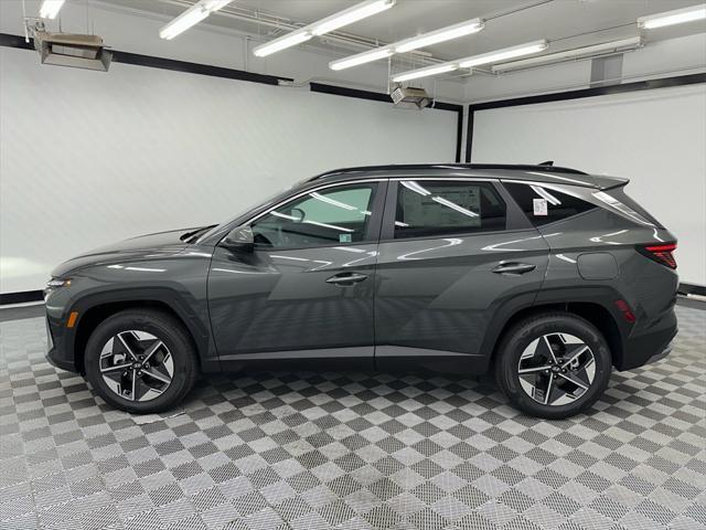 new 2025 Hyundai TUCSON Hybrid car, priced at $36,333