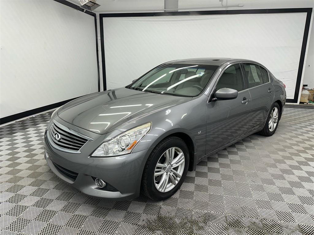 used 2015 INFINITI Q40 car, priced at $9,225