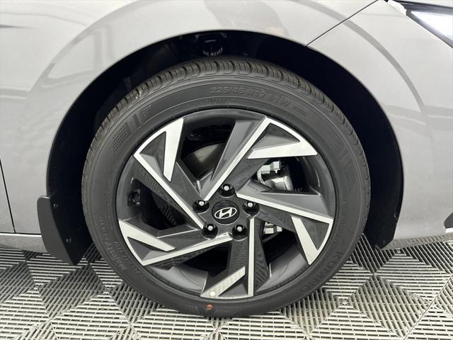 new 2025 Hyundai Elantra car, priced at $23,043