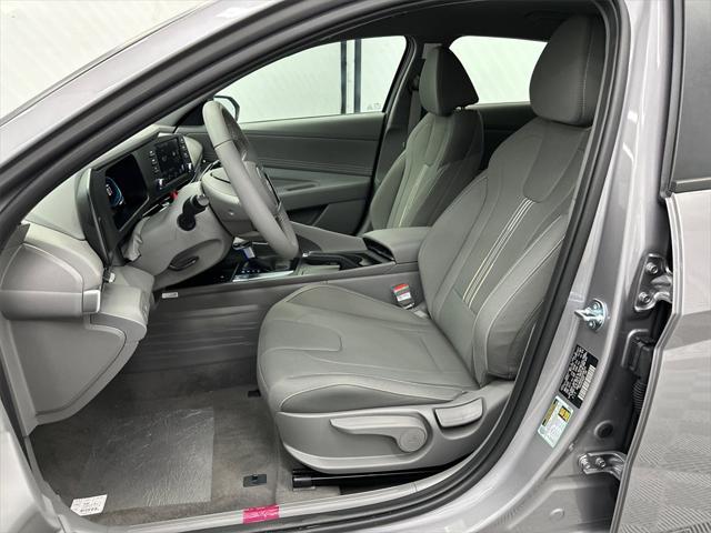 new 2025 Hyundai Elantra car, priced at $23,043