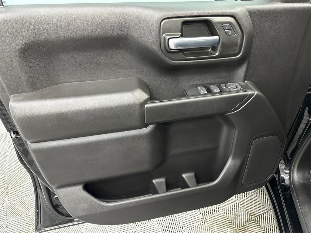 used 2022 Chevrolet Silverado 1500 car, priced at $31,076