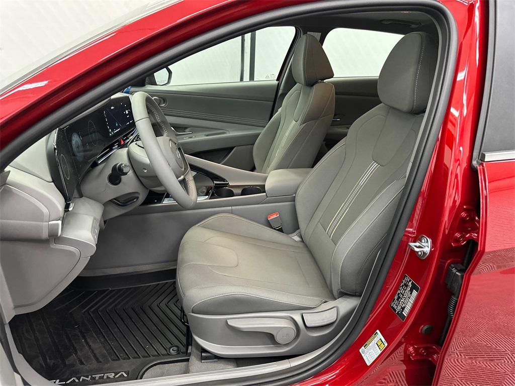 new 2025 Hyundai Elantra car, priced at $26,060