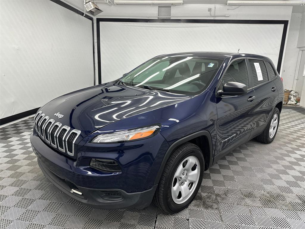 used 2014 Jeep Cherokee car, priced at $8,358