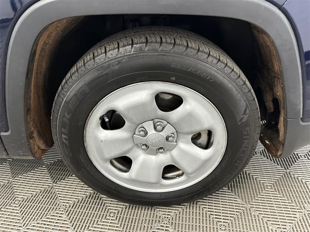 used 2014 Jeep Cherokee car, priced at $8,358