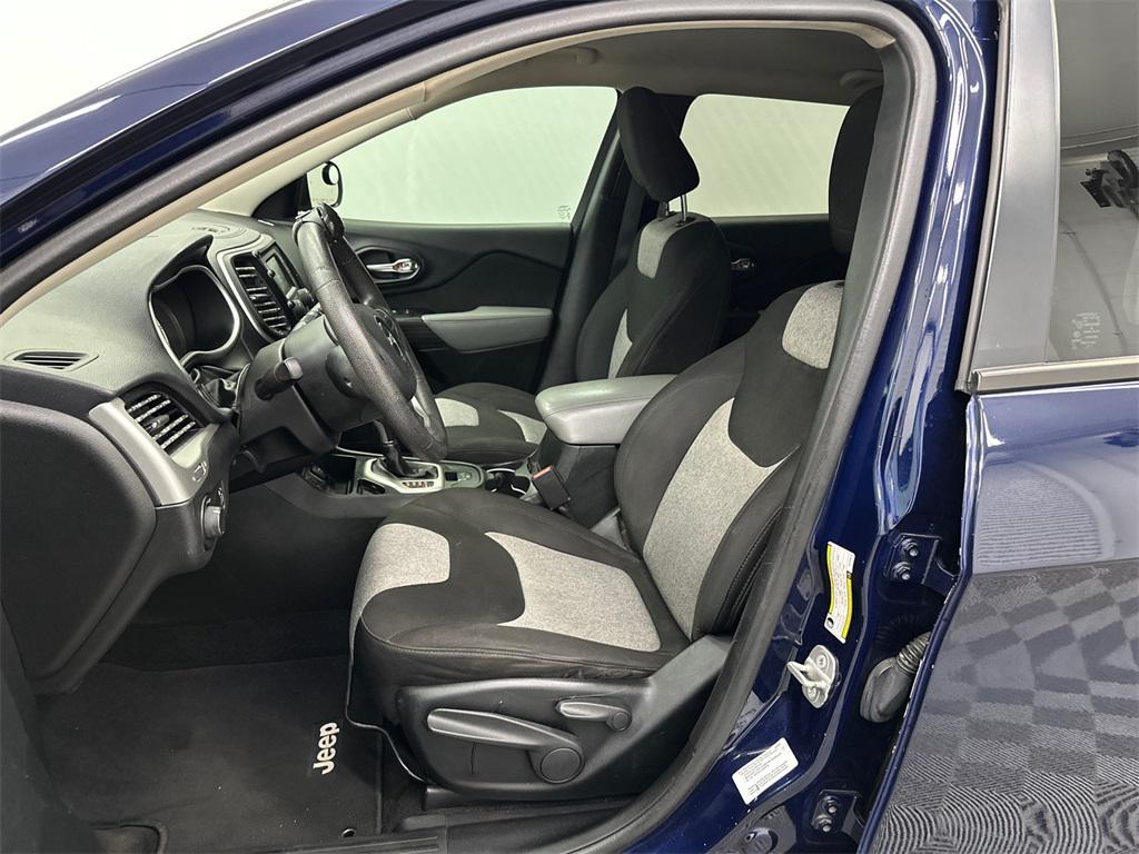used 2014 Jeep Cherokee car, priced at $8,358