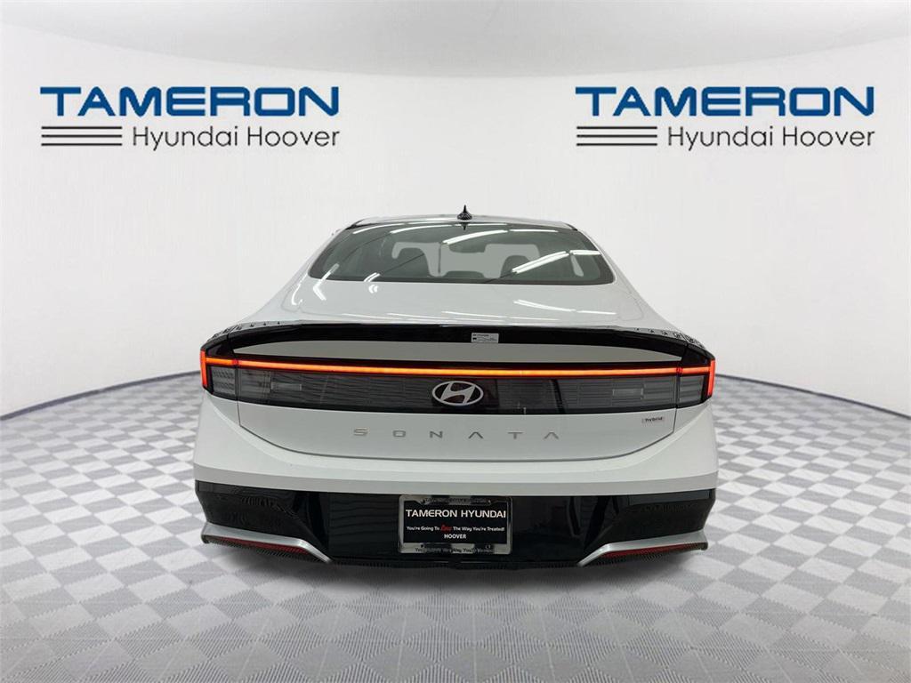 new 2025 Hyundai Sonata Hybrid car, priced at $29,621