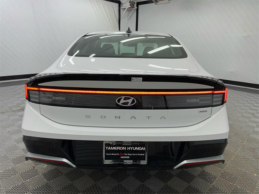 new 2025 Hyundai Sonata Hybrid car, priced at $30,599