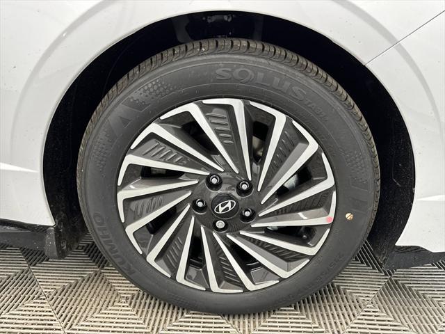 new 2025 Hyundai Sonata Hybrid car, priced at $33,398