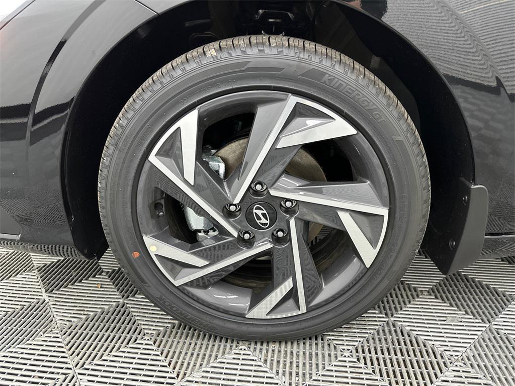 new 2025 Hyundai ELANTRA HEV car, priced at $26,051