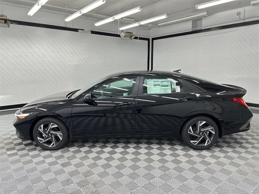 new 2025 Hyundai ELANTRA HEV car, priced at $26,051