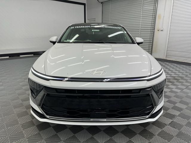new 2025 Hyundai Sonata car, priced at $32,185