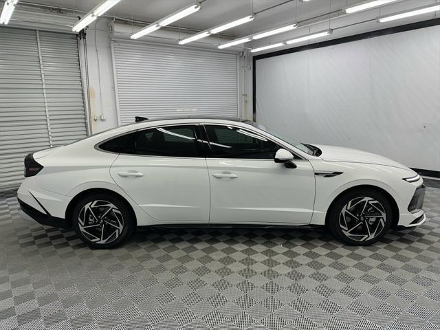 new 2025 Hyundai Sonata car, priced at $32,185