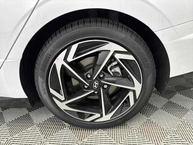 new 2025 Hyundai Sonata car, priced at $32,185