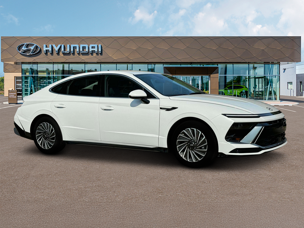 new 2025 Hyundai Sonata Hybrid car, priced at $30,774