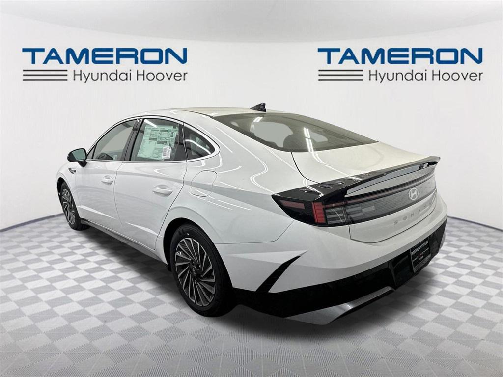new 2025 Hyundai Sonata Hybrid car, priced at $29,791