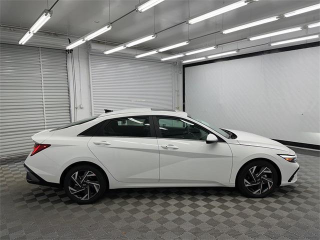 new 2024 Hyundai Elantra car, priced at $24,980