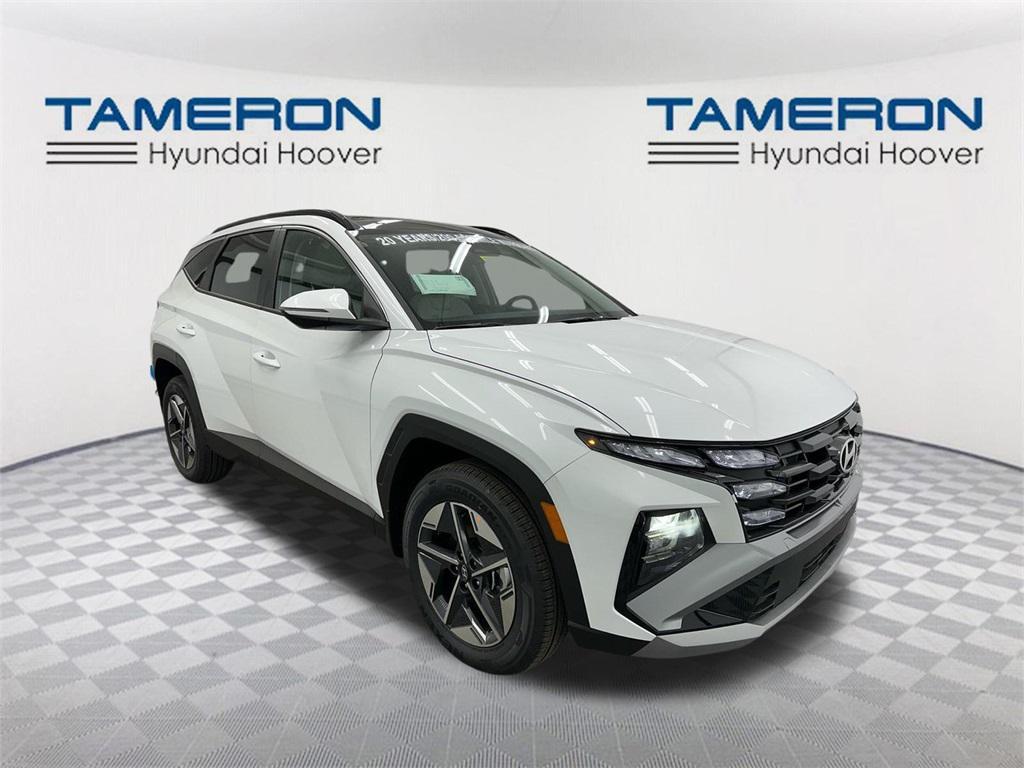 new 2025 Hyundai TUCSON Hybrid car, priced at $33,638