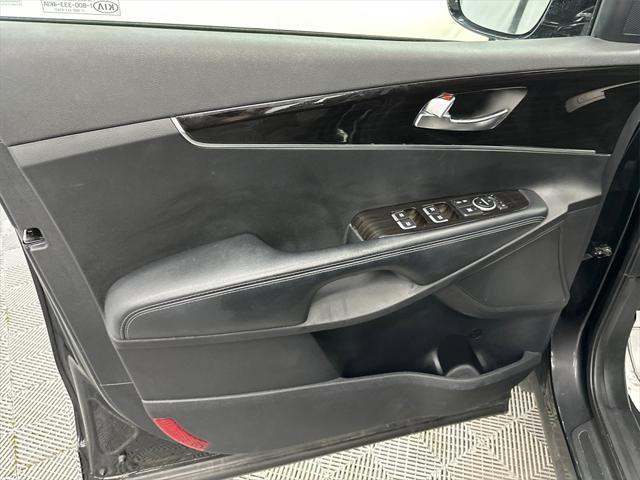 used 2019 Kia Sorento car, priced at $16,491