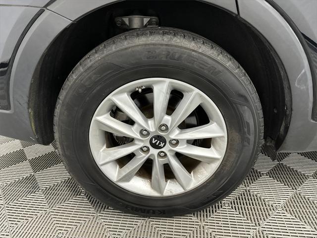 used 2019 Kia Sorento car, priced at $16,491