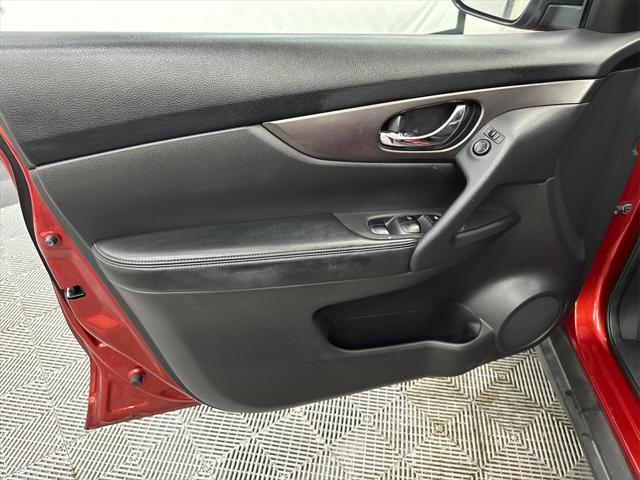 used 2016 Nissan Rogue car, priced at $13,998