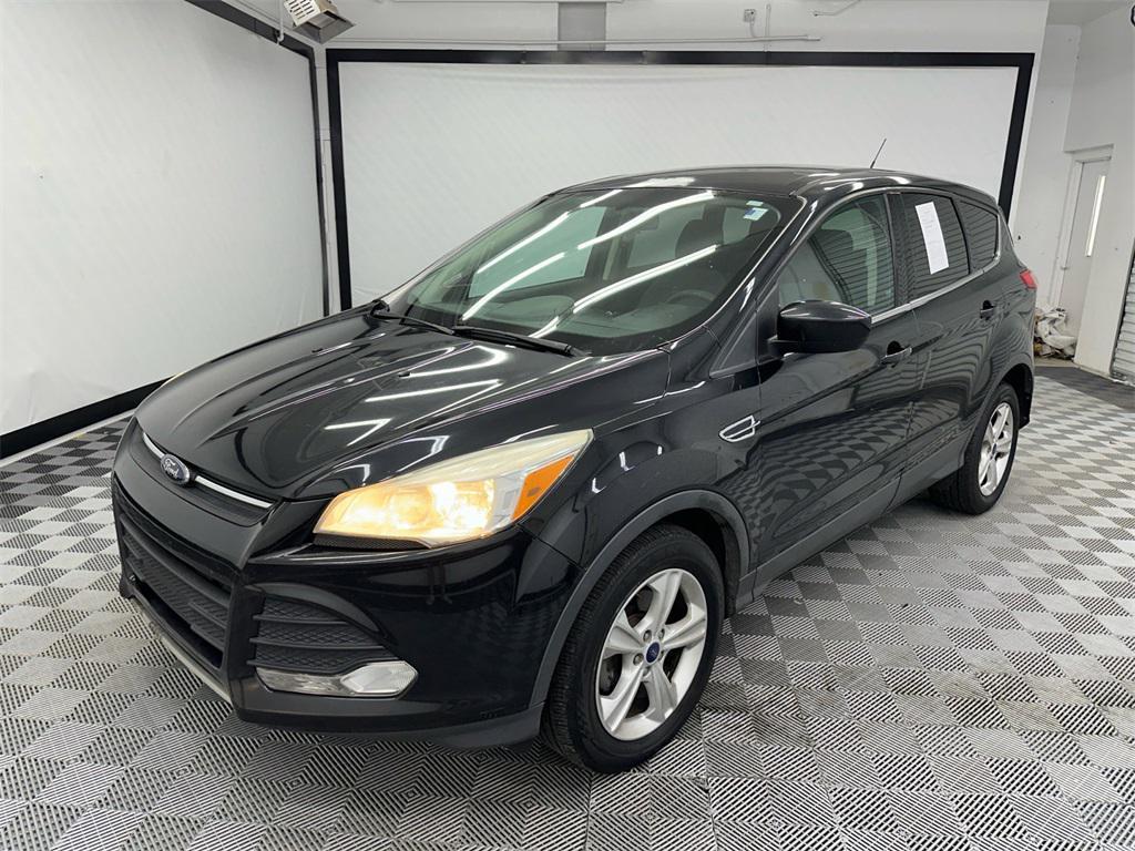 used 2014 Ford Escape car, priced at $5,174