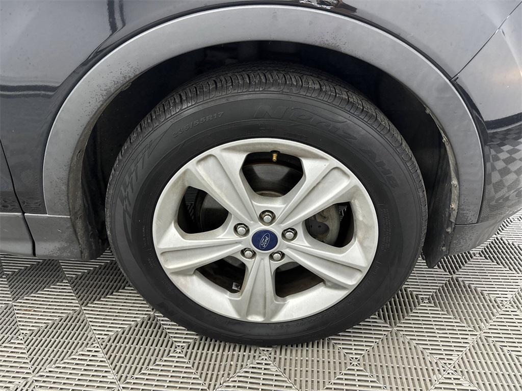 used 2014 Ford Escape car, priced at $5,174