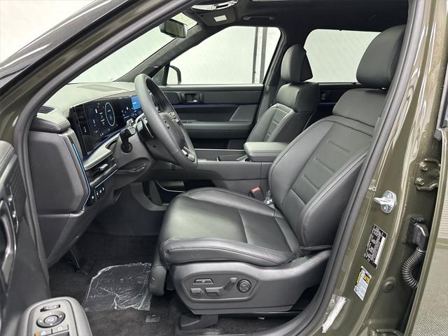 new 2025 Hyundai Santa Fe car, priced at $46,879