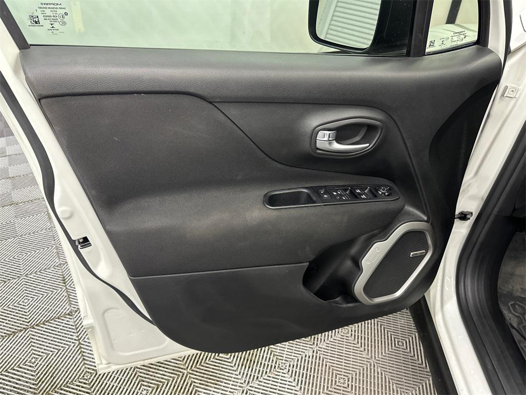used 2021 Jeep Renegade car, priced at $13,835
